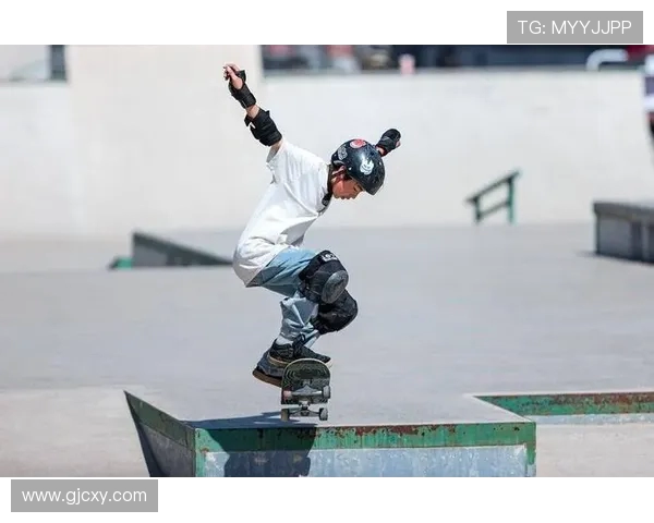 北京极限运动队在世界滑板锦标赛中的逆袭之路与辉煌成就揭秘