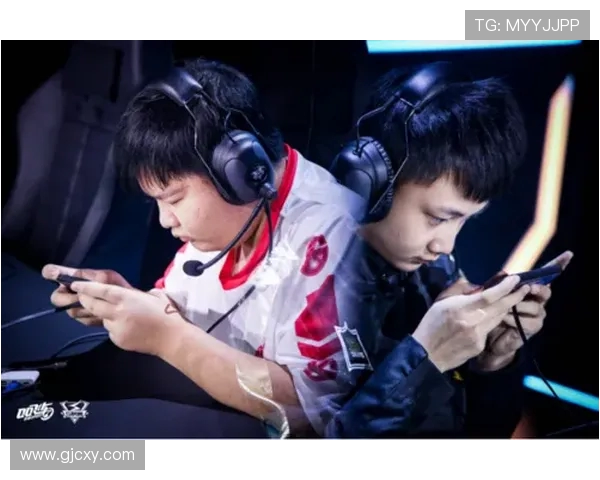 CSGO战术解析：深入了解RNG团队配合与战术执行的奥秘