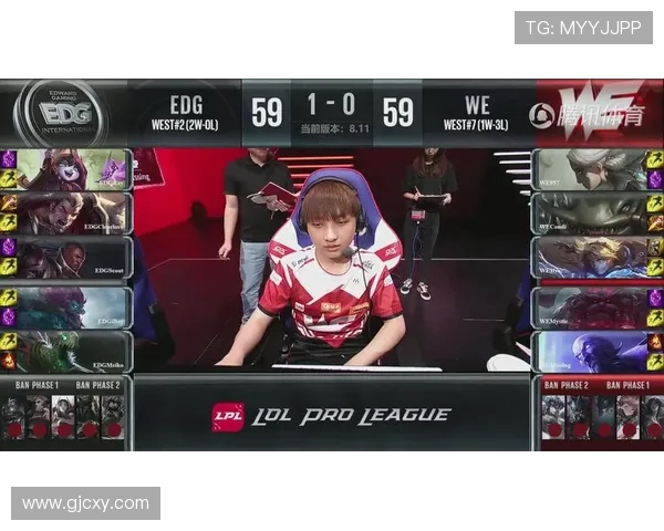 上海羽毛球队引领节奏革新助力竞技水平提升的深度探讨 上海羽毛球队引领节奏革新助力竞技水平提升的深度探讨