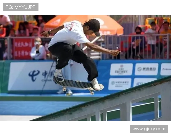 深圳滑板队的进攻体系探秘：滑板战术的创新与实践分析