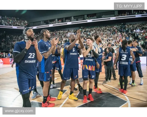 1994年NBA季后赛魔术队与尼克斯队的经典对决回顾与分析