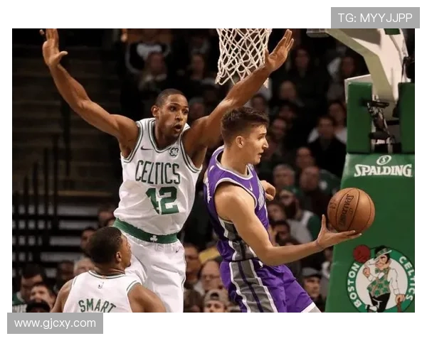 凯尔特人对阵国王的历史交锋回顾与战绩分析