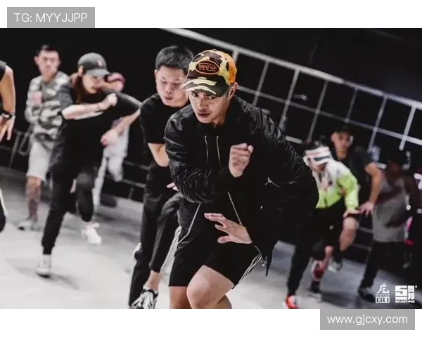 成都街舞队中路突破的成功与不足分析与反思