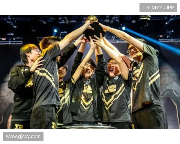 RNG在冠军杯积分榜上以88分稳居第一位置展现强劲实力 RNG在冠军杯积分榜上以88分稳居第一位置展现强劲实力